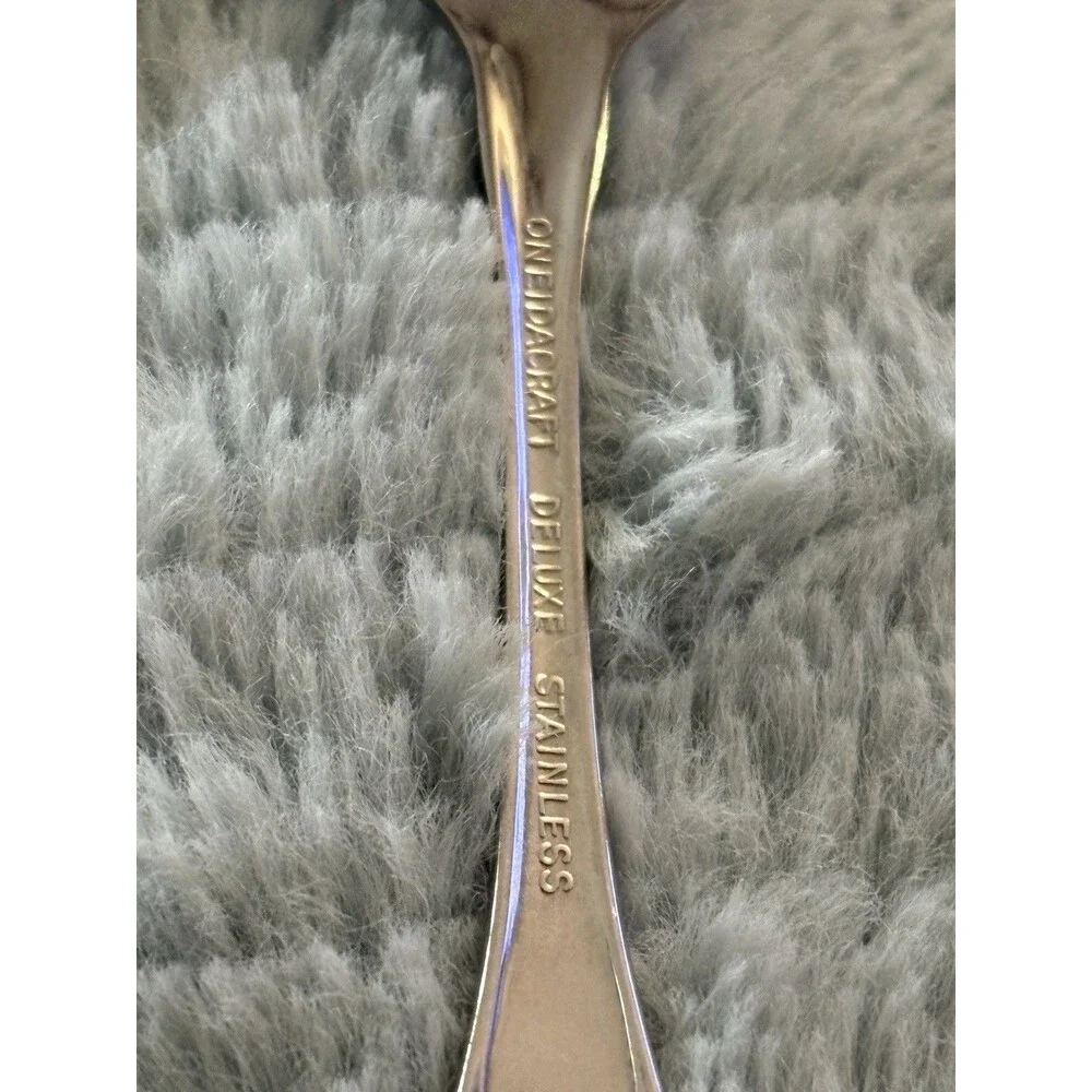 Oneida Craft Stainless Chateau 4 Salad Forks Deluxe